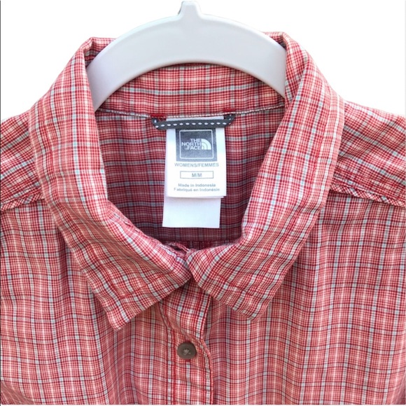 The North Face Button Down Sleeveless Shirt Size M - Picture 2 of 4